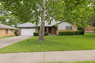 1419 Hillcrest Dr, Sherman, TX 75092 - Photo 1