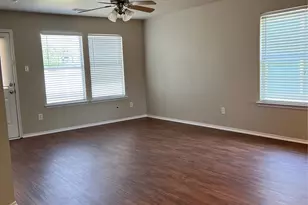 10921 Colonial Heights Ln, Fort Worth, TX 76179 - Photo 8
