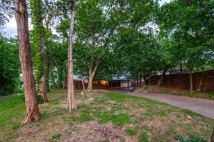 1529 Windchime Dr, Dallas, TX 75224 - Photo 24
