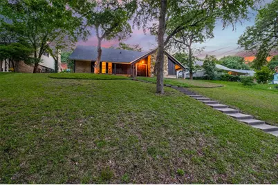 1529 Windchime Drive, Dallas, TX 75224 - Photo 2