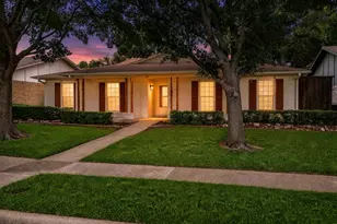 1907 Rambling Ridge Ln, Carrollton, TX 75007 - Photo 2