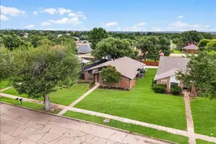 3120 Mayfair Dr, Carrollton, TX 75007 - Photo 6