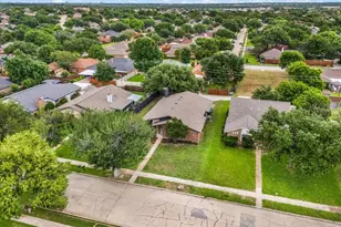3120 Mayfair Dr, Carrollton, TX 75007 - Photo 6