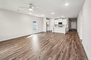 356 Declan St, Springtown, TX 76082 - Photo 8