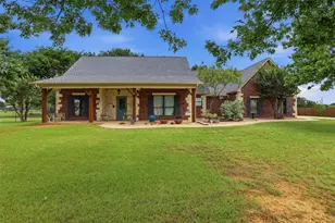 2421 Pecan Springs Rd, Cleburne, TX 76031 - Photo 2