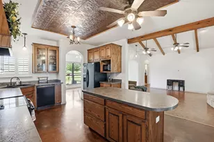 2421 Pecan Springs Rd, Cleburne, TX 76031 - Photo 14