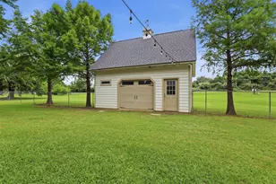 2421 Pecan Springs Rd, Cleburne, TX 76031 - Photo 32