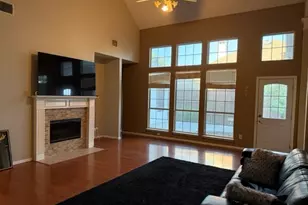1409 Mayflower Ln, Lewisville, TX 75077 - Photo 10