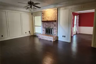 1201 Dandelion Dr, Garland, TX 75043 - Photo 4