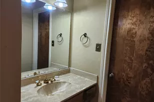 1201 Dandelion Dr, Garland, TX 75043 - Photo 14