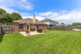 5824 Twilight Dr, Grand Prairie, TX 75052 - Photo 26