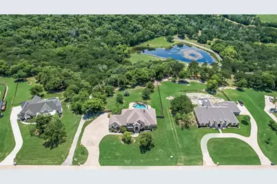 140 Sullivan Way, Waxahachie, TX 75167 - Photo 32