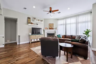 2601 Rolling Hills Drive, Sherman, TX 75092 - Photo 10