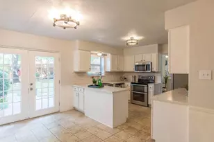 4013 18th St, Plano, TX 75074 - Photo 10