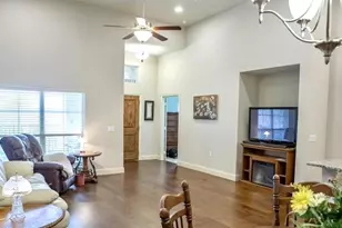 883 Birds Fort Trail, Arlington, TX 76005 - Photo 4