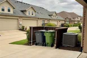 883 Birds Fort Trail, Arlington, TX 76005 - Photo 36