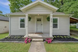 513 W Water St, Weatherford, TX 76086 - Photo 2