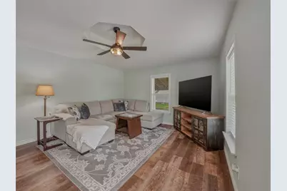 513 W Water Street, Weatherford, TX 76086 - Photo 12