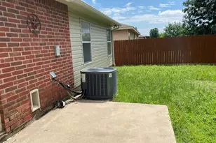 1844 Shasta View Dr, Fort Worth, TX 76247 - Photo 20