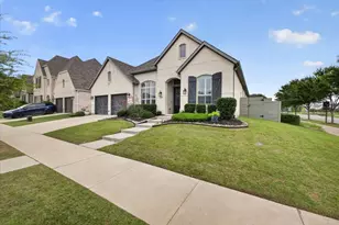 1100 13th St, Argyle, TX 76226 - Photo 4
