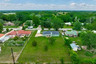 2770 40th St SE, Paris, TX 75462 - Photo 34