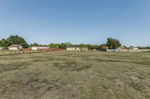9738 Olive St, Princeton, TX 75407 - Photo 30