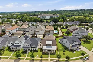 527 Trail Rider Rd, Fort Worth, TX 76114 - Photo 4