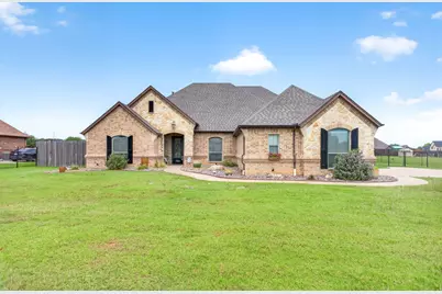 7233 Granville Drive, Mansfield, TX 76063 - Photo 2