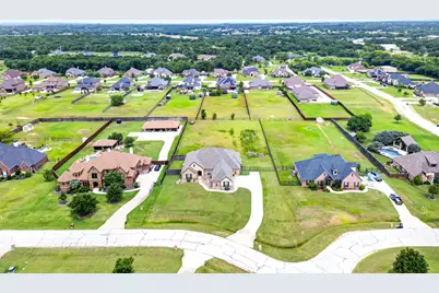 7233 Granville Drive, Mansfield, TX 76063 - Photo 2