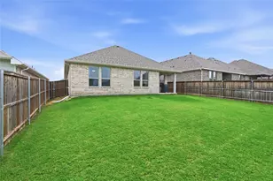 4735 Bluffview Dr, Haltom City, TX 76137 - Photo 32