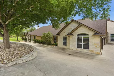 9310 Bellechase Road, Granbury, TX 76049 - Photo 2