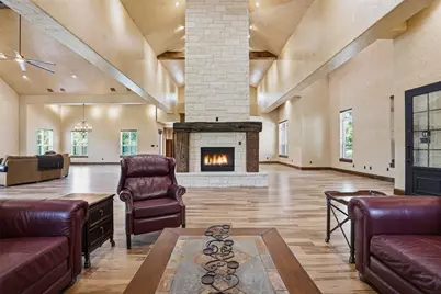 9310 Bellechase Road, Granbury, TX 76049 - Photo 14