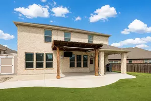 10201 Claire Creek Rd, Fort Worth, TX 76126 - Photo 2