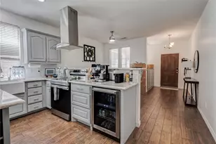 10844 Hawks Landing Rd, Fort Worth, TX 76052 - Photo 6