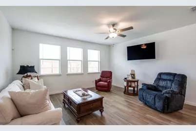 8424 Gray Squirrel Lane, McKinney, TX 75071 - Photo 4