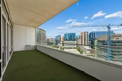 2430 Victory Park Lane #1906, Dallas, TX 75219 - Photo 24