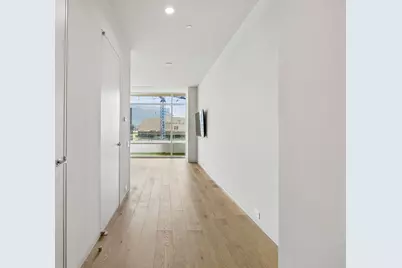 2430 Victory Park Lane #1906, Dallas, TX 75219 - Photo 4