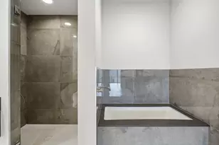 2430 Victory Park Ln, Dallas, TX 75219 - Photo 18