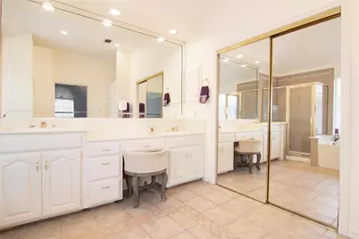 8605 Mill Creek Road, Irving, TX 75063 - Photo 18