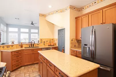 8605 Mill Creek Road, Irving, TX 75063 - Photo 10