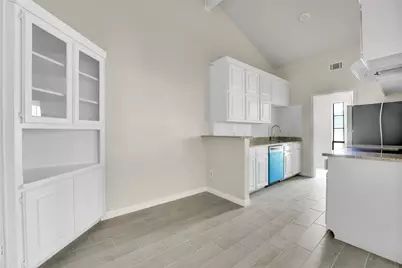 405 S Las Vegas Trail, White Settlement, TX 76108 - Photo 4