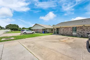 405 S Las Vegas Trail, White Settlement, TX 76108 - Photo 22