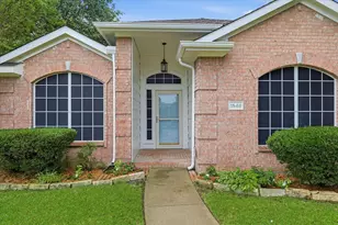 1548 Shannon Dr, Lewisville, TX 75077 - Photo 4