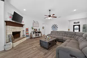 1180 Colina Pkwy, Farmersville, TX 75442 - Photo 10