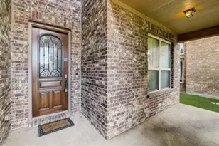613 Cypress Hill Dr, Little Elm, TX 75068 - Photo 2