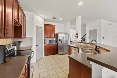1362 Vermont Avenue, Lancaster, TX 75134 - Photo 10