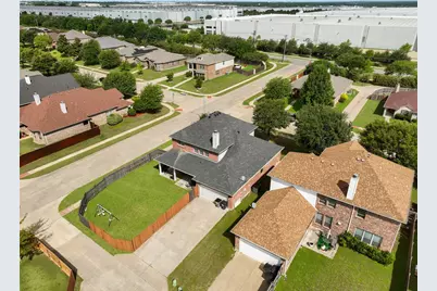 1362 Vermont Avenue, Lancaster, TX 75134 - Photo 36