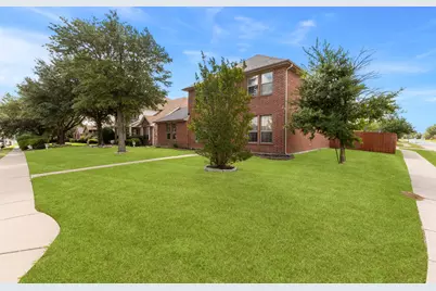 1362 Vermont Avenue, Lancaster, TX 75134 - Photo 4