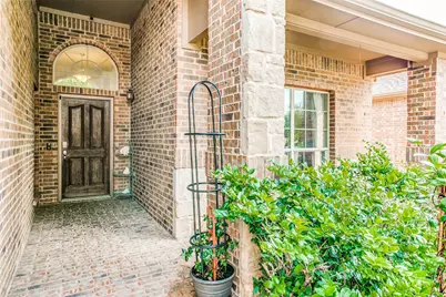 6612 Friendsway Drive, Fort Worth, TX 76137 - Photo 2