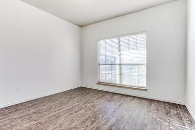 6612 Friendsway Drive, Fort Worth, TX 76137 - Photo 10